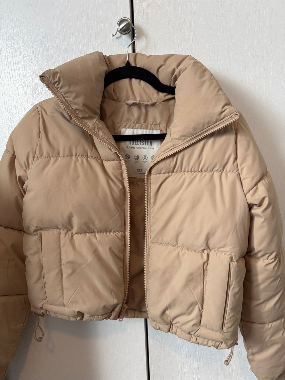 Hollister Ultimate Puffer Collection Cropped